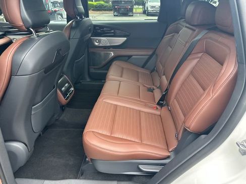 New 2026 Lincoln Nautilus Reserve AWD/4WD image 21