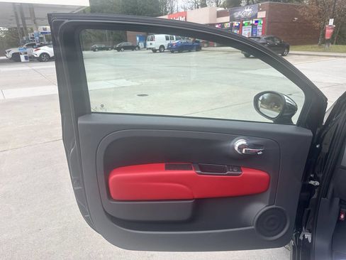 Used 2013 FIAT 500 Lounge image 21