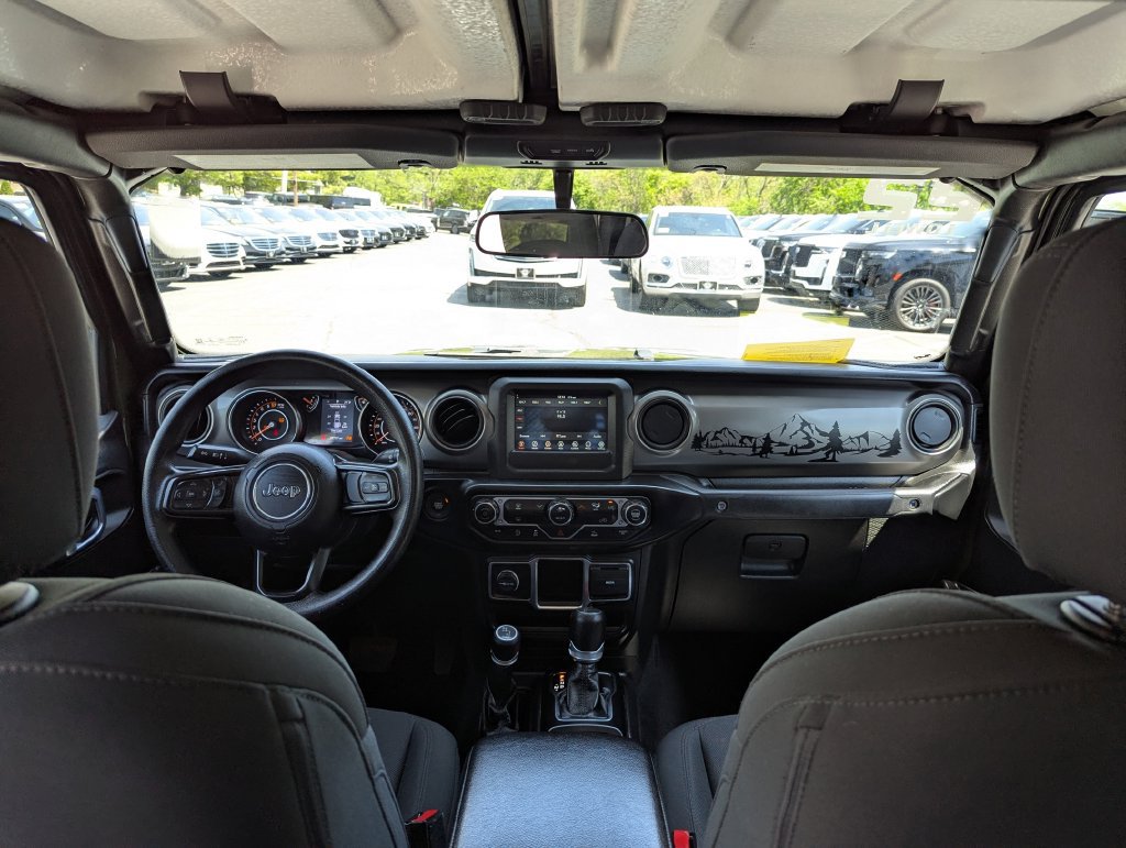 Used 2022 Jeep Gladiator Sport AWD/4WD image 42