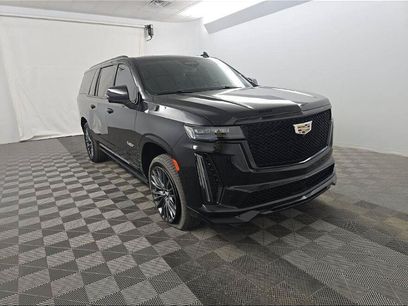 Used 2023 Cadillac Escalade ESV V