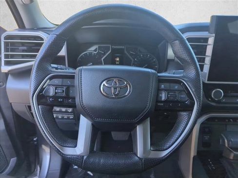 Used 2022 Toyota Tundra SR5 w/ SR5 Premium Package image 10