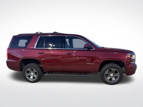 Used 2016 Chevrolet Tahoe LT w/ Luxury Package AWD/4WD image 4