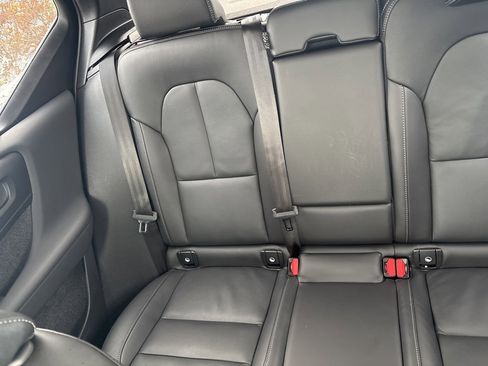 Certified 2025 Volvo XC40 B5 Plus image 33