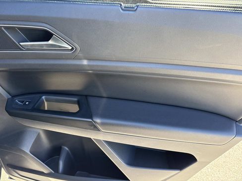 Used 2018 Volkswagen Atlas SE image 32