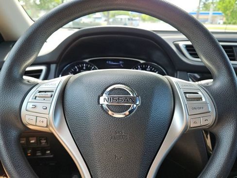 Used 2016 Nissan Rogue SV w/ SV Premium Package AWD/4WD image 23