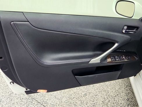 Used 2013 Lexus IS 250C w/ Luxury Pkg RWD image 10