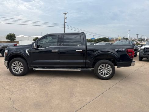 Used 2025 Ford F150 Lariat w/ Equipment Group 501A Mid AWD/4WD image 4