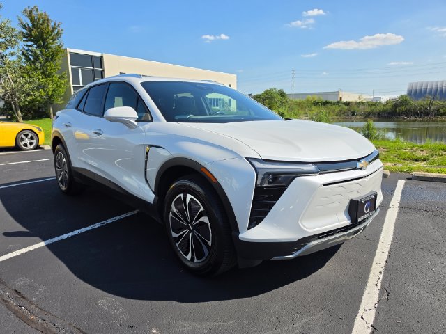 Used 2024 Chevrolet Blazer EV LT AWD/4WD image 5