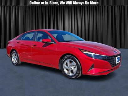 Certified 2023 Hyundai Elantra SE