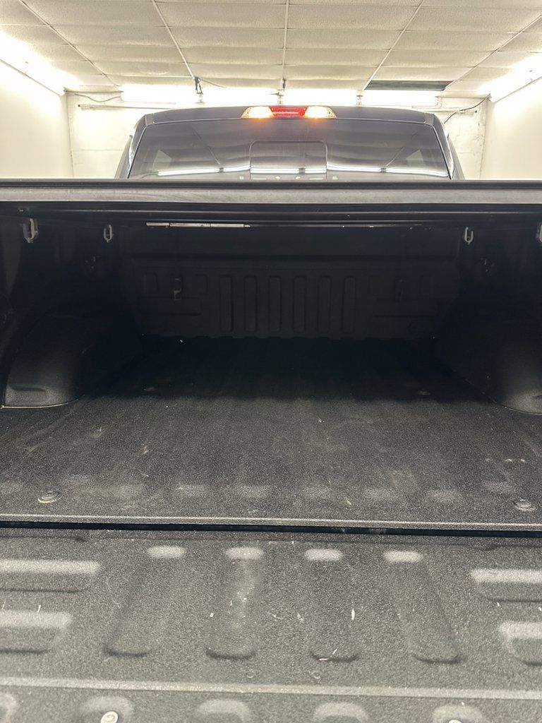 Used 2017 Ford F150 XLT w/ Equipment Group 302A Luxury AWD/4WD image 27