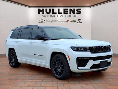 New 2026 Jeep Grand Cherokee L Summit w/ Obsidian Package