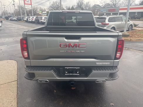 Used 2025 GMC Sierra 1500 Elevation w/ Elevation Premium Package image 6