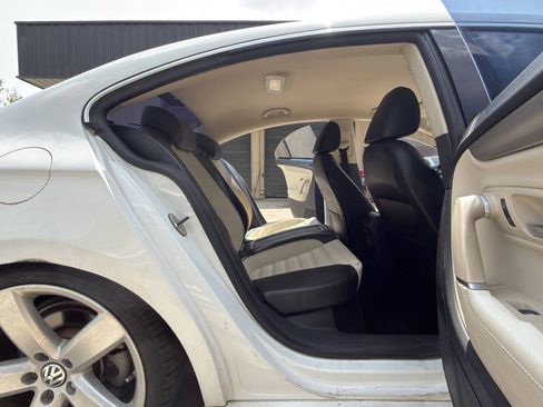 Used 2012 Volkswagen CC Lux Limited FWD image 21