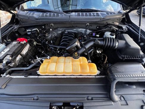 Used 2017 Ford F150 Lariat image 18