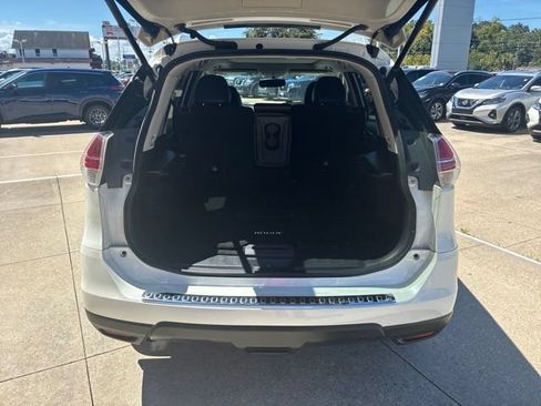 Used 2016 Nissan Rogue SL w/ SL Premium Package FWD image 8
