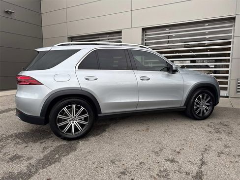 Used 2024 Mercedes-Benz GLE 350 4MATIC w/ Winter Package image 7