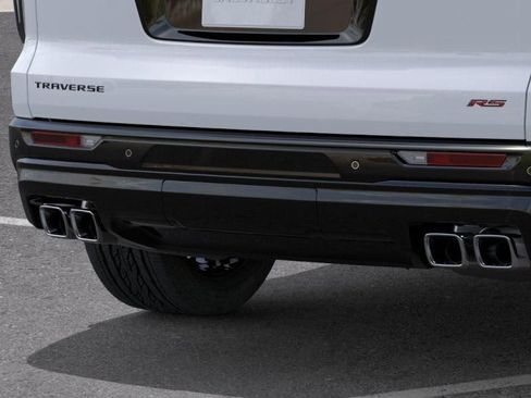 New 2026 Chevrolet Traverse RS image 14