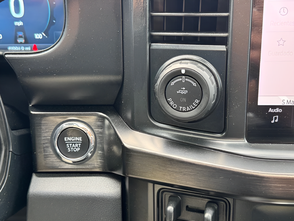 Used 2024 Ford F250 Lariat w/ Lariat Ultimate Package AWD/4WD image 22