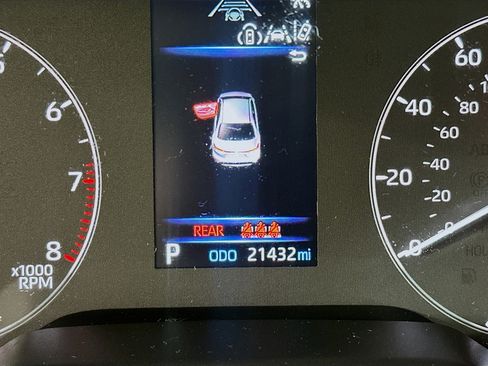 Used 2024 Toyota Corolla LE FWD image 18