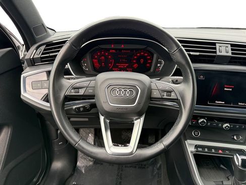 Used 2024 Audi Q3 2.0T Premium image 12