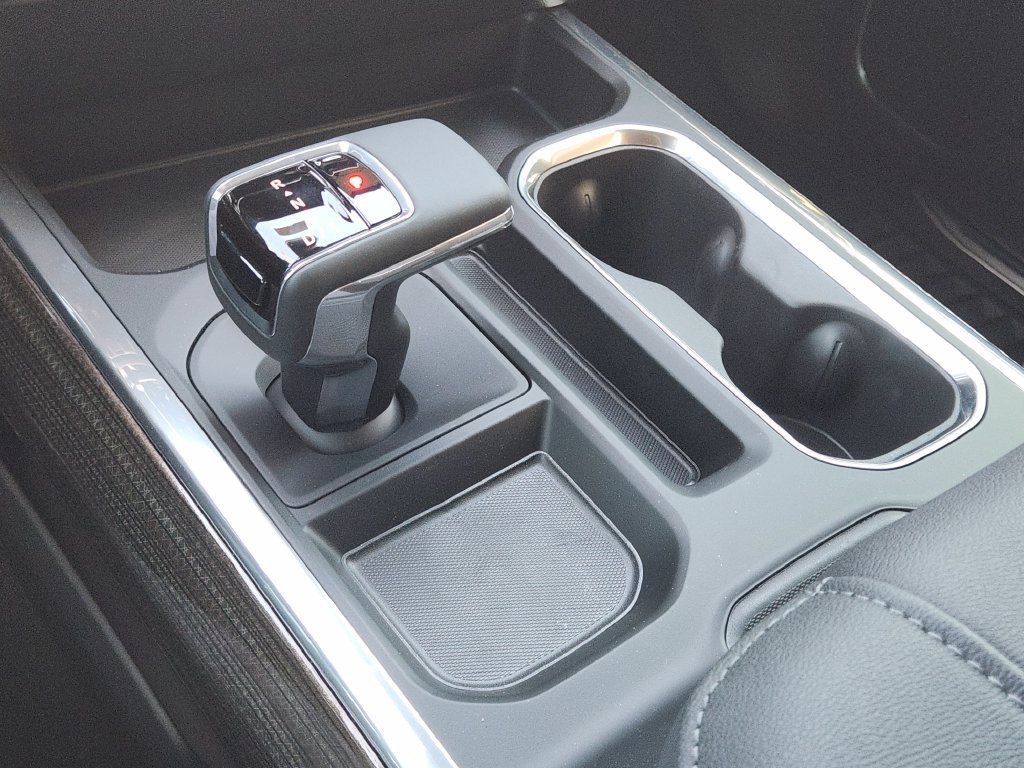 New 2026 Chevrolet Silverado 1500 RST w/ Texas Edition Plus AWD/4WD image 16
