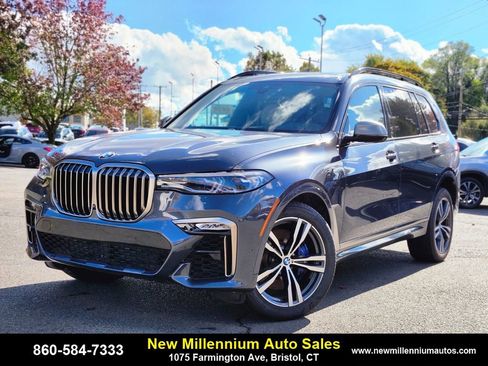 Used 2020 BMW X7 M50i w/ Executive Package image 1