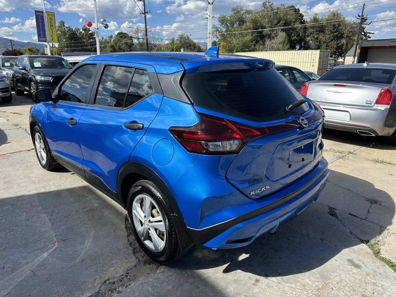 Used 2021 Nissan Kicks S FWD image 5