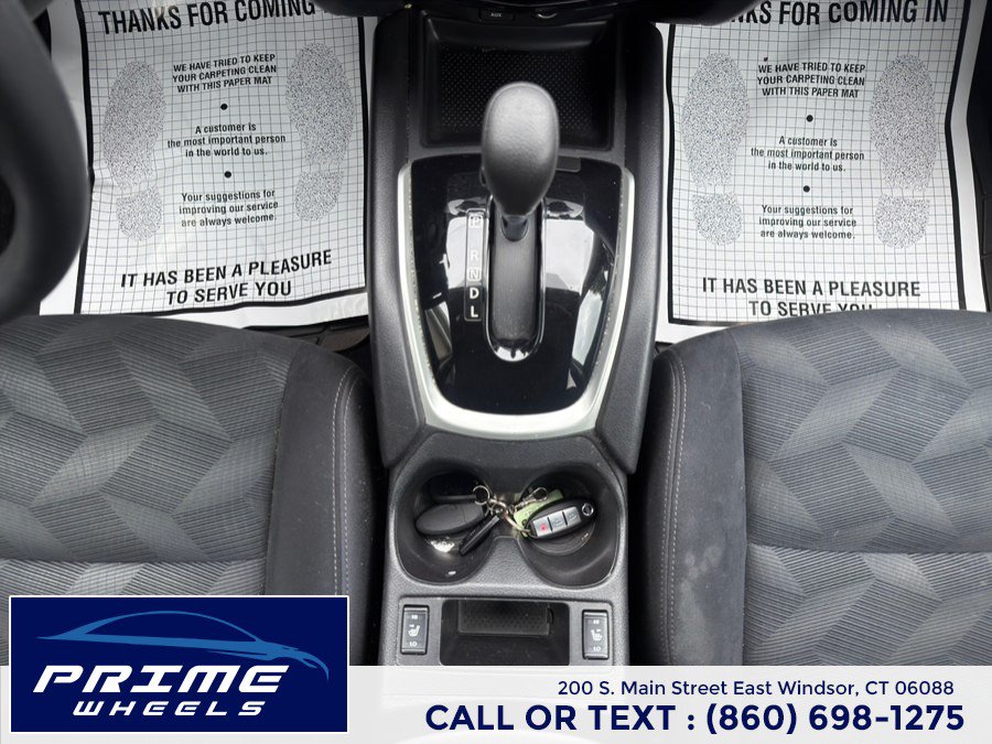 Used 2015 Nissan Rogue SV w/ SV Premium Package AWD/4WD image 19