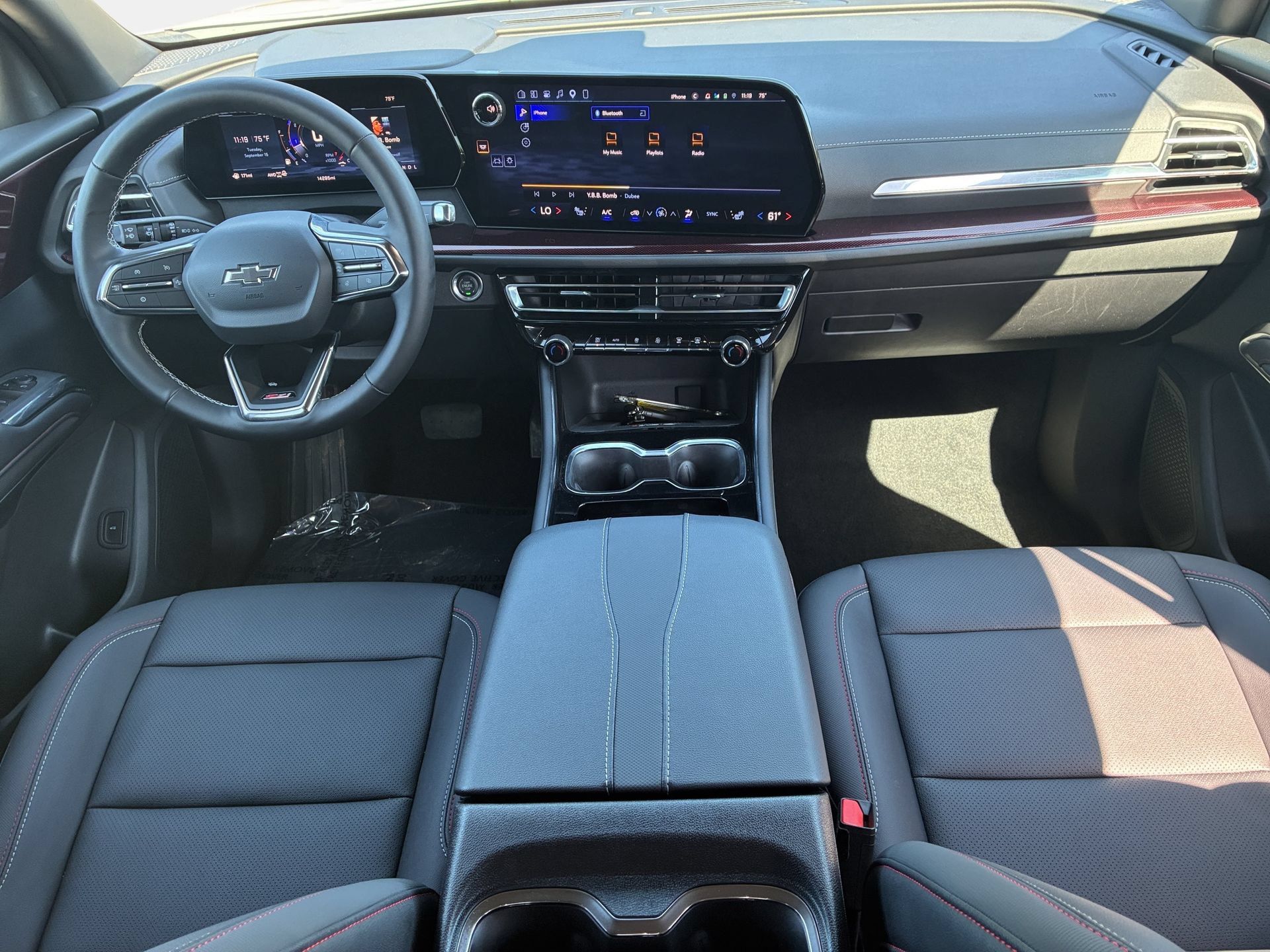 Used 2026 Chevrolet Traverse Z71 AWD/4WD image 9