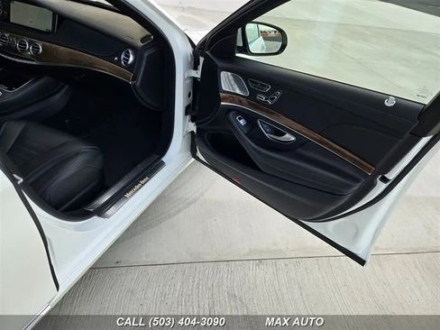 Used 2016 Mercedes-Benz S 550 S 550 Sedan 4D image 24