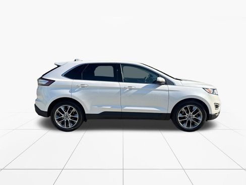 Used 2015 Ford Edge Titanium w/ Equipment Group 301A AWD/4WD image 9