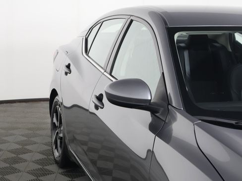 Used 2024 Nissan Sentra SV image 14