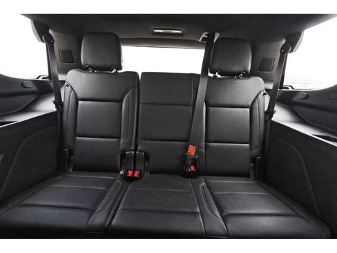 Used 2022 Chevrolet Tahoe Z71 w/ Z71 Off-Road Package image 15