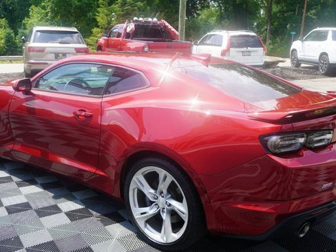 Used 2022 Chevrolet Camaro SS RWD image 11
