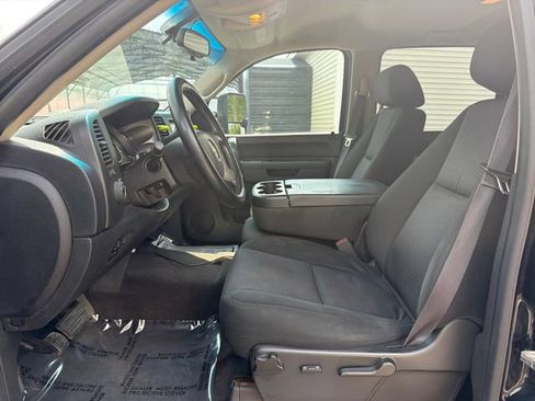 Used 2014 Chevrolet Silverado 2500 LT w/ Z71 Appearance Package AWD/4WD image 11