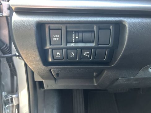 Certified 2021 Subaru Crosstrek 2.5i Limited w/ Popular Package #3 AWD/4WD image 17