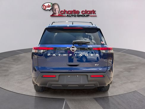 Certified 2023 Nissan Pathfinder SV FWD image 4