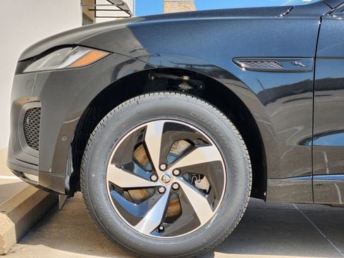 Used 2026 Jaguar F-PACE R-Dynamic S AWD/4WD image 6