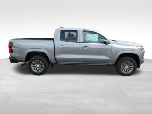 New 2026 Chevrolet Colorado LT w/ LT Convenience Package AWD/4WD image 7