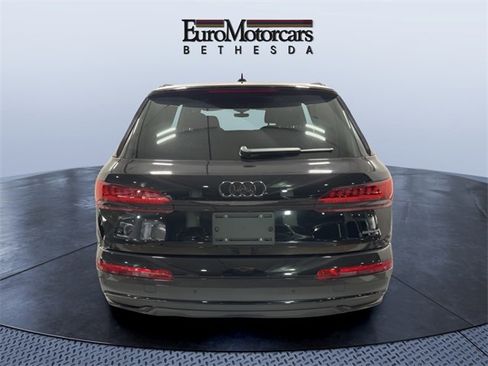 Used 2023 Audi Q7 3.0T Prestige image 4