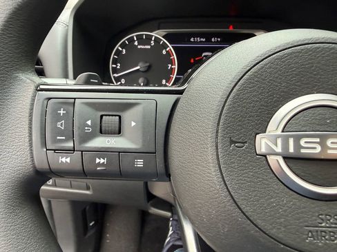 Used 2023 Nissan Rogue SV AWD/4WD image 22
