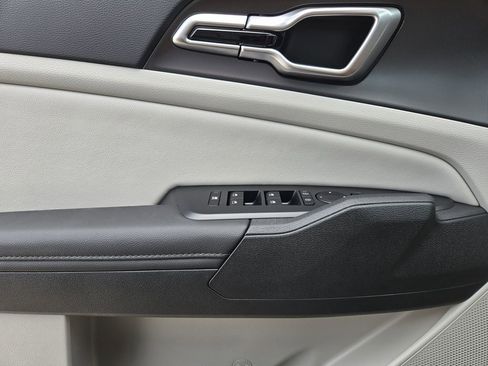 New 2026 Kia Sportage EX FWD image 18
