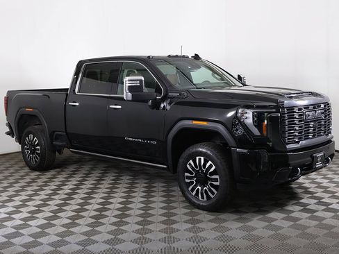 Used 2024 GMC Sierra 3500 Denali Ultimate image 65