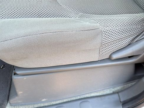 Used 2016 Nissan Frontier SV w/ SV Value Truck Package image 12