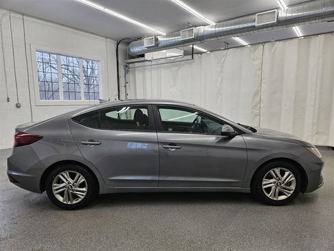 Used 2019 Hyundai Elantra SEL w/ Cargo Package image 4