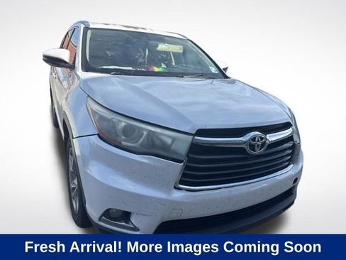 Used 2015 Toyota Highlander Limited image 1