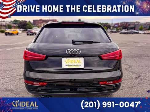 Used 2018 Audi Q3 2.0T Premium w/ Convenience Package AWD/4WD image 4