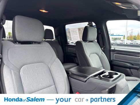 Used 2021 RAM 1500 Big Horn AWD/4WD image 14