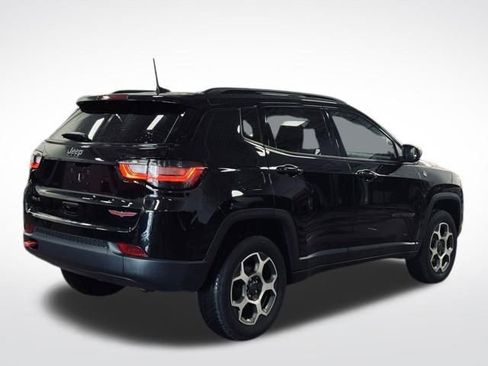 Used 2022 Jeep Compass Trailhawk w/ Trailhawk Elite Group image 8