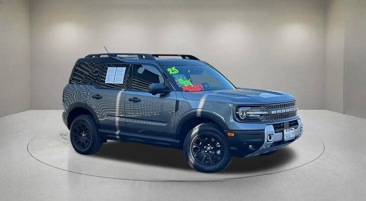 Certified 2025 Ford Bronco Sport Badlands w/ Badlands Tech Package AWD/4WD image 1